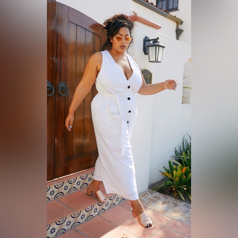 Soncy Button Front Removable Belt Wide Leg Jumpsuit White Linen Sz 14/16 NWT